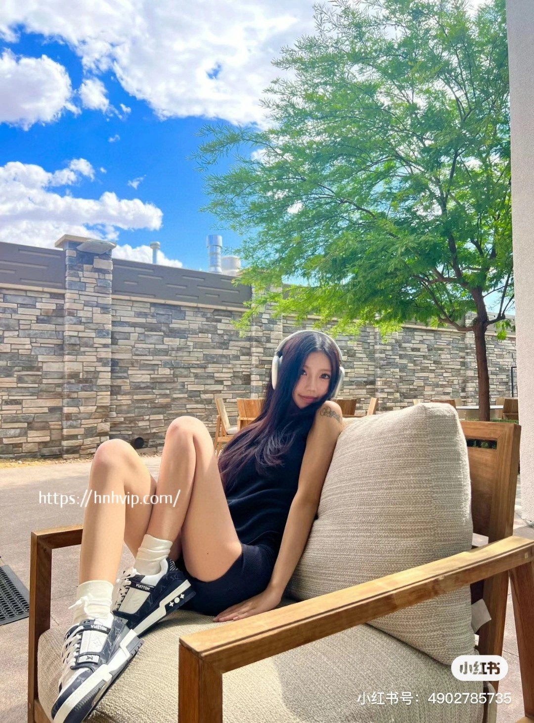 루이비통 1AC2AO LV 트레이너 스니커즈