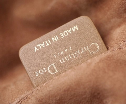 DIOR 미디엄 DIOR TOUJOURS 백 탠 매크로 까나쥬 송아지 가죽 M2821OSHJ
