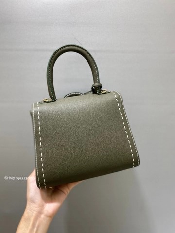 Delvaux Brillant Mini Surpiqué 그레인 송아지 가죽 카키