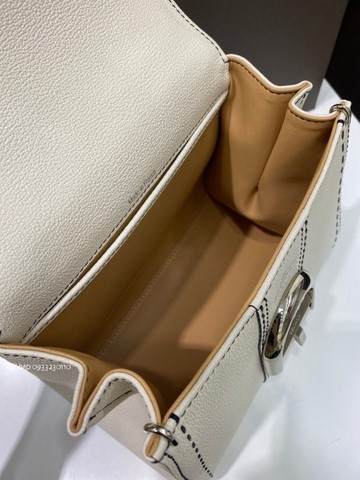 Delvaux Brillant Mini Surpiqué 그레인 송아지 가죽 화이트