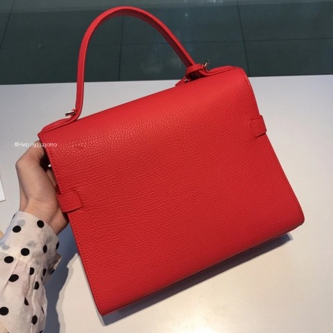 크리스피 카프 소재의 Delvaux Tempête MM AA0611AMF 레드 GHW