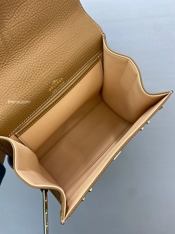 크리스피 송아지 가죽의 Delvaux Tempête PM AA0611AMF0ADNDO 베지탈 - 아이보리