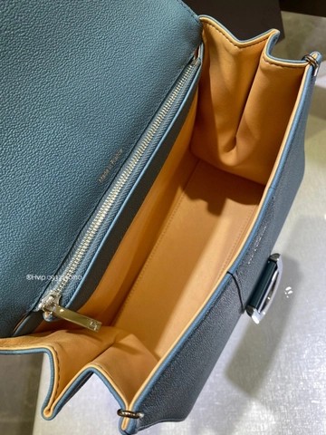 Delvaux Brillant MM 로데오 송아지 가죽 아주르
