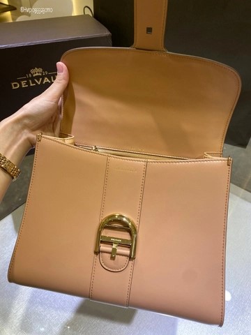 Delvaux Brillant MM 박스 카프 텐더 베이지