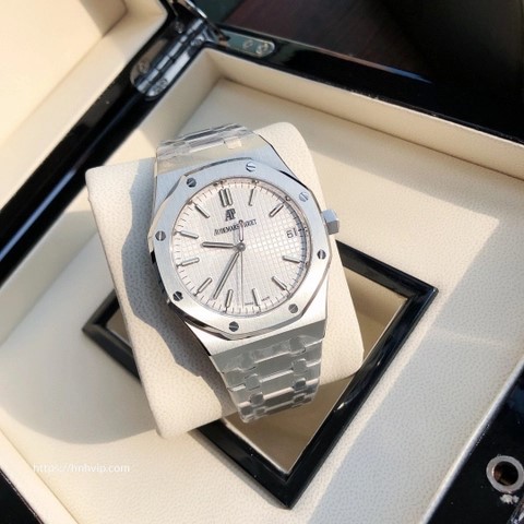 오데마 피게 로얄 오크 15500ST.OO.1220ST.04