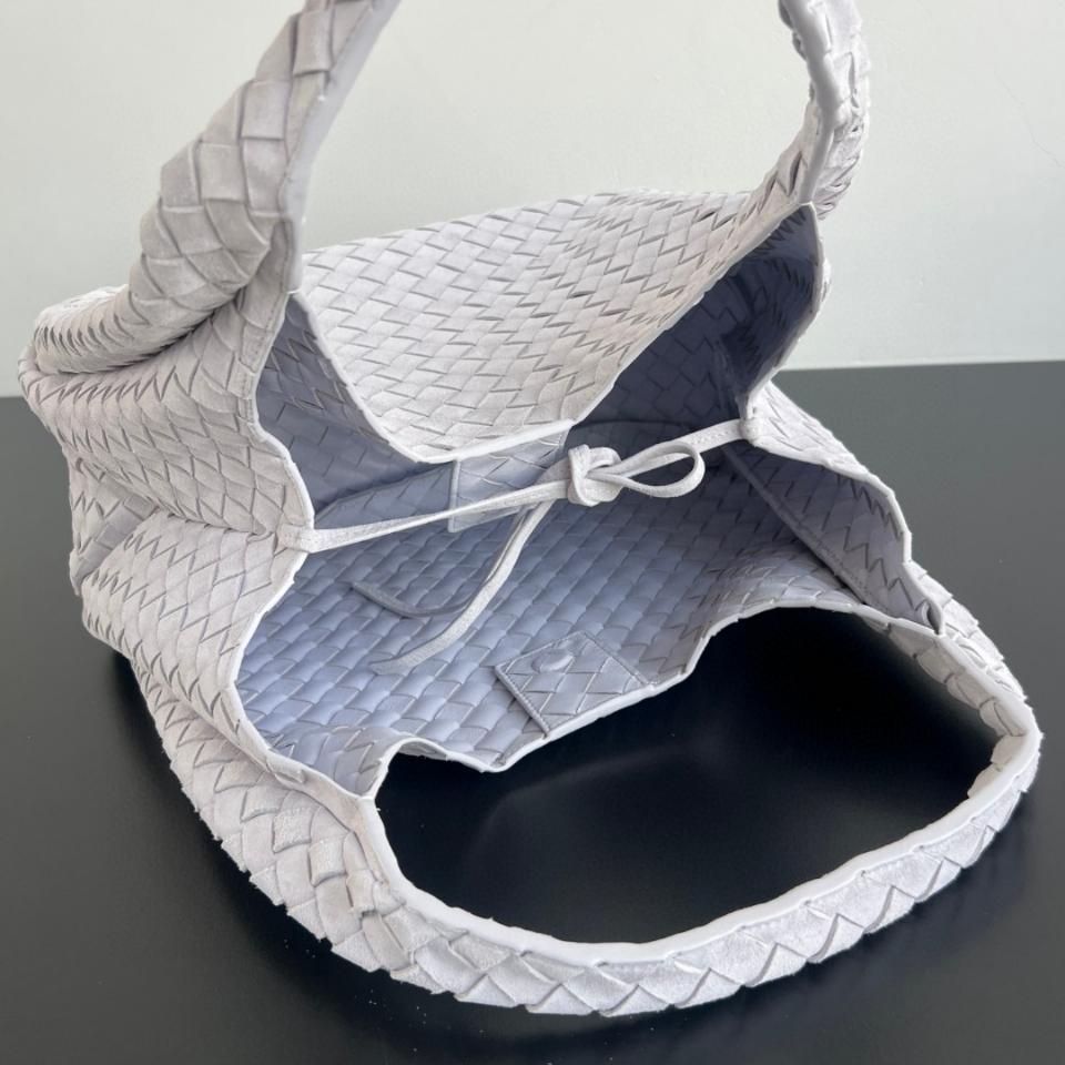 보테가 베네타 라지 캄파나 스웨이드 핑크 844250V4 39x25x18.5cm