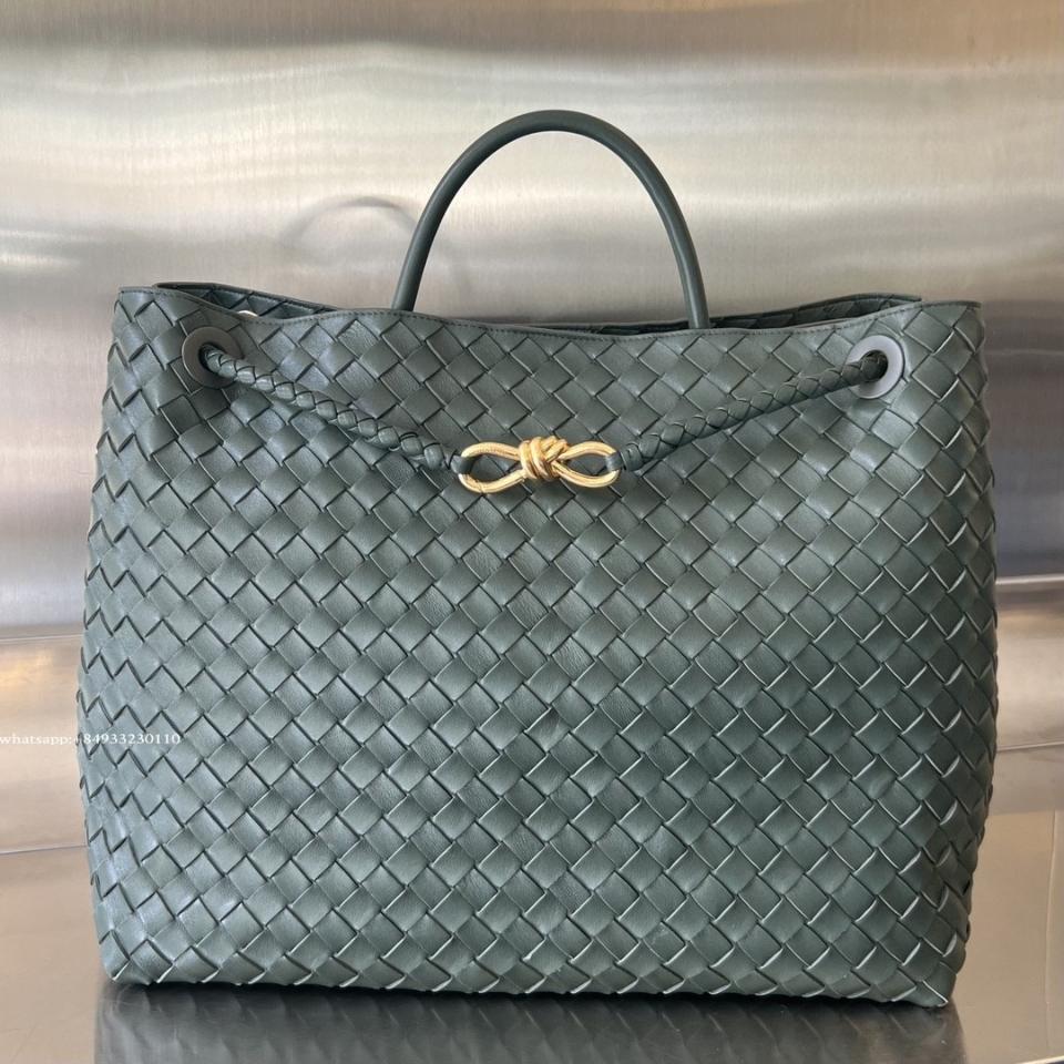 보테가베네타 라지 안디아모 알로에 743575 45*22*34 cm