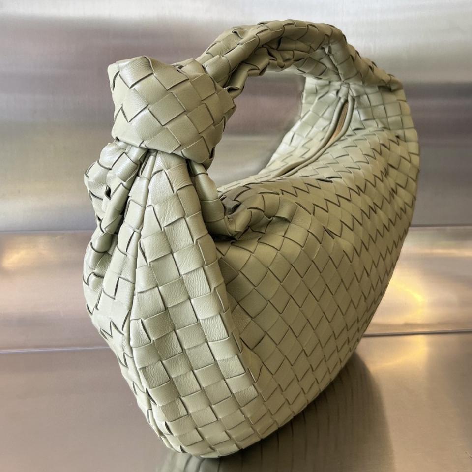 보테가 베네타 조디 올리브 600261 48x40x16cm