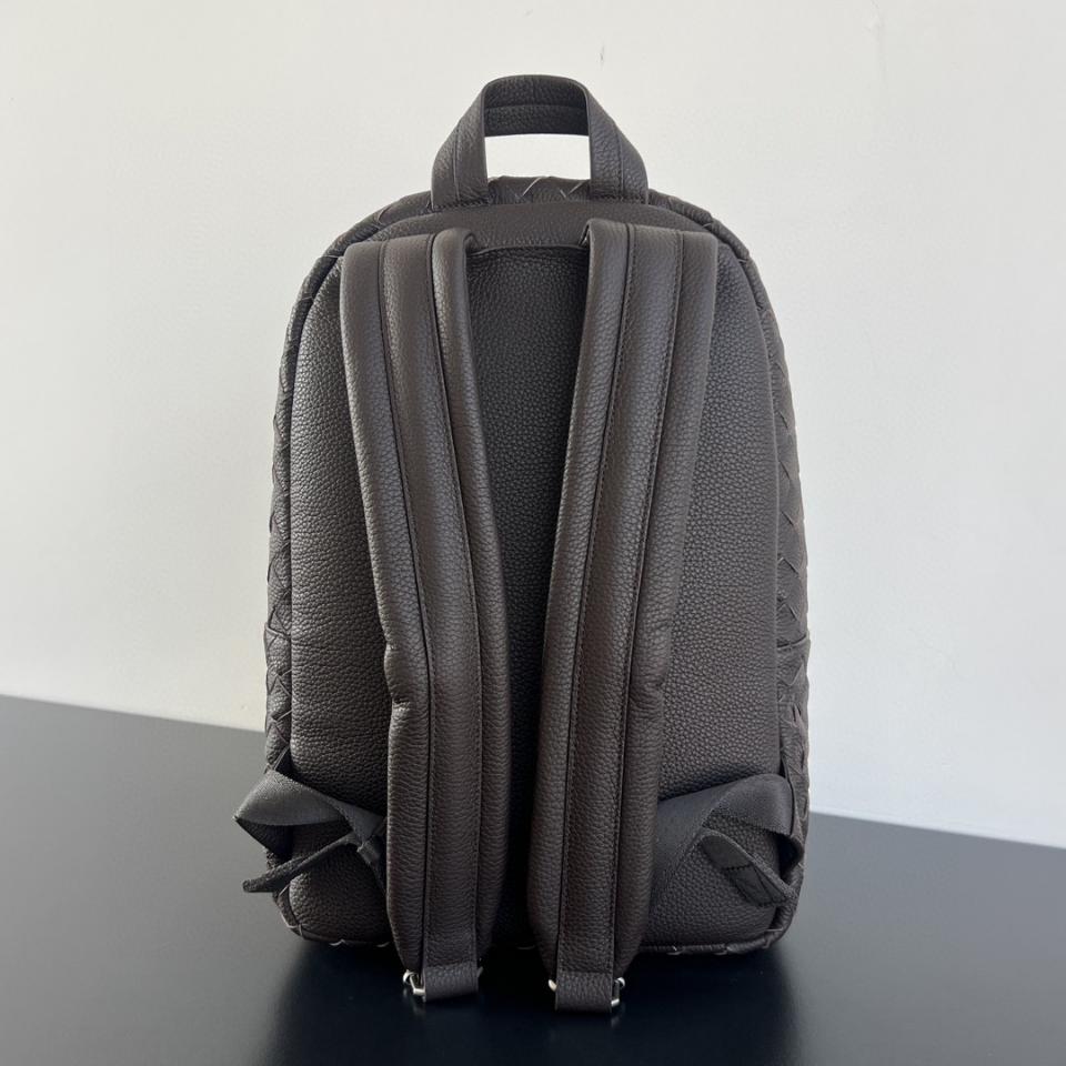 Bottega Veneta 인트레치아토 백팩 퐁당 833158 46x30x14cm