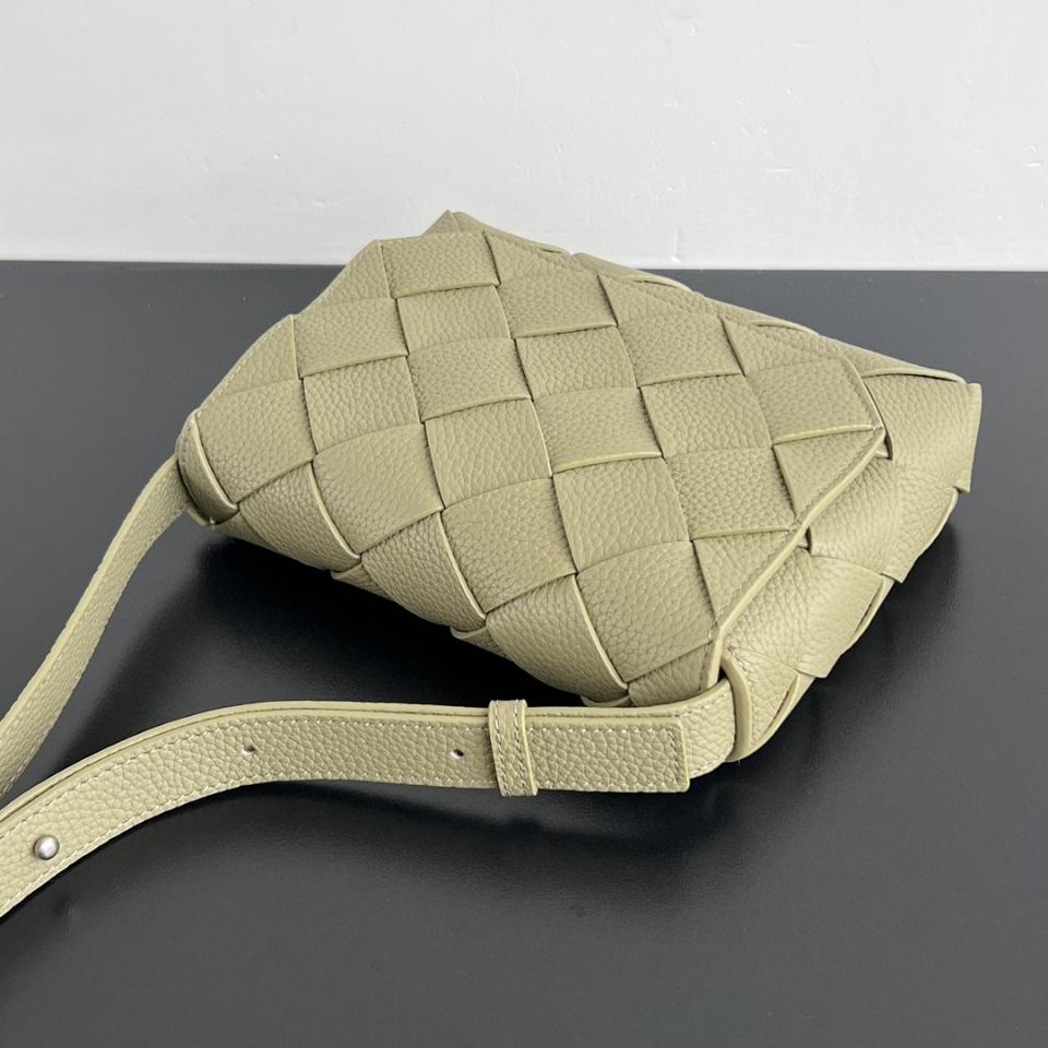 보테가베네타 디아고 올리브 795637 22.5x16.5x5.5cm